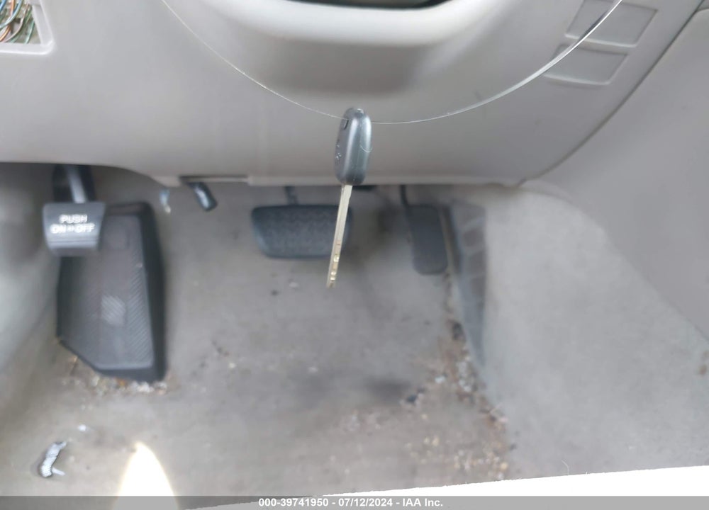 2003 TOYOTA AVALON XL VIN: 4T1BF28B03U307878