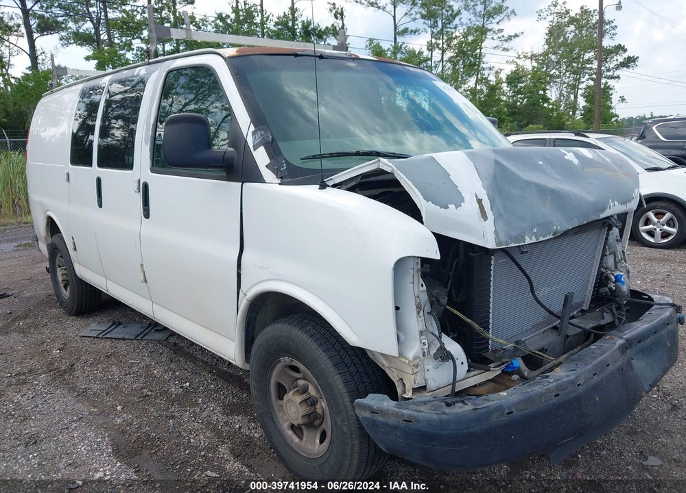 2008 CHEVROLET EXPRESS WORK VAN VIN: 1GCGG25C781102667