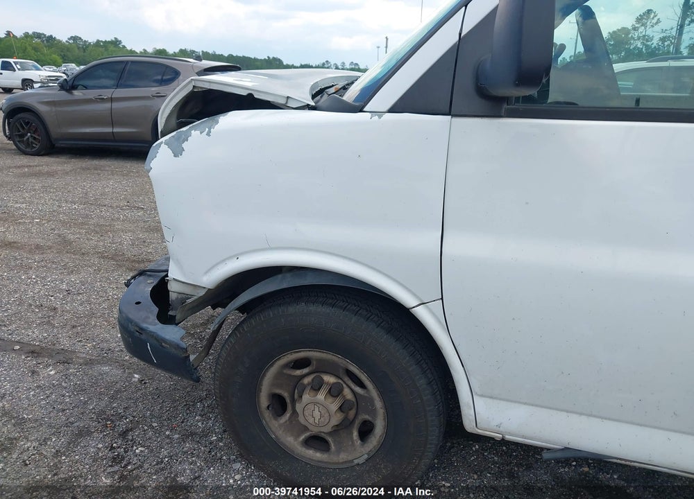 2008 CHEVROLET EXPRESS WORK VAN VIN: 1GCGG25C781102667