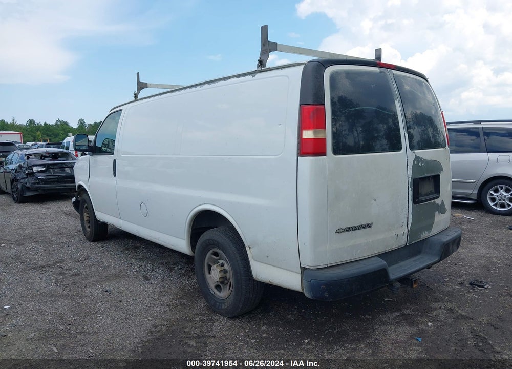 2008 CHEVROLET EXPRESS WORK VAN VIN: 1GCGG25C781102667