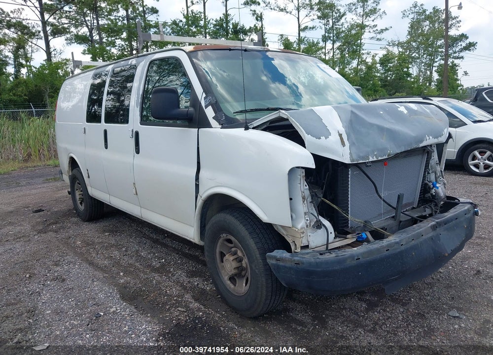 2008 CHEVROLET EXPRESS WORK VAN VIN: 1GCGG25C781102667