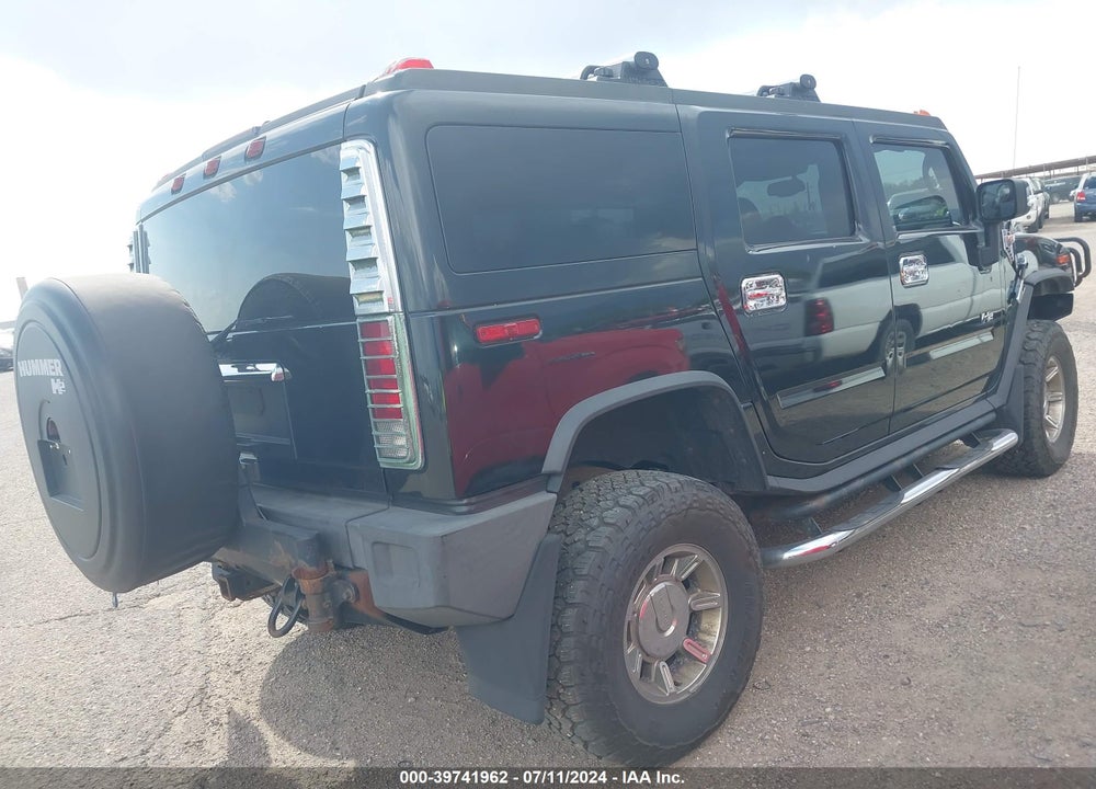 2005 HUMMER H2 SUV VIN: 5GRGN23U05H120611