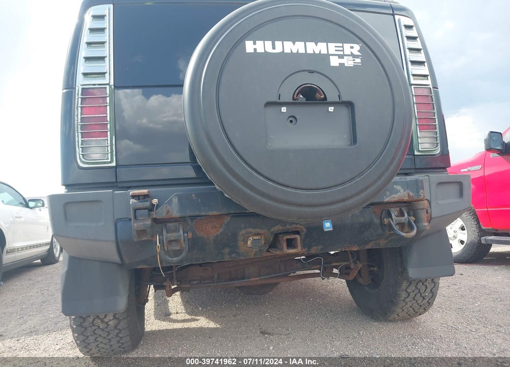 2005 HUMMER H2 SUV VIN: 5GRGN23U05H120611