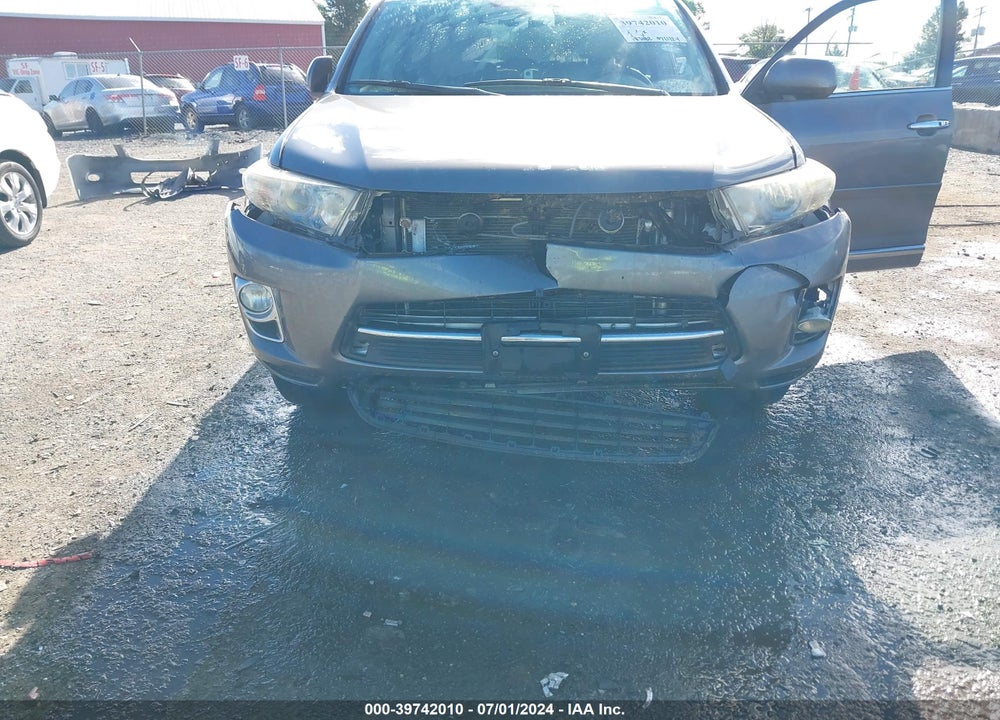 2012 TOYOTA HIGHLANDER HYBRID LIMITED V6 VIN: JTEDC3EH4C2007465