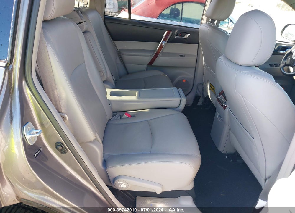 2012 TOYOTA HIGHLANDER HYBRID LIMITED V6 VIN: JTEDC3EH4C2007465