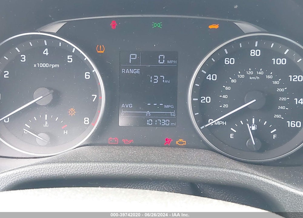 2017 HYUNDAI ELANTRA SE VIN: 5NPD74LF0HH113160