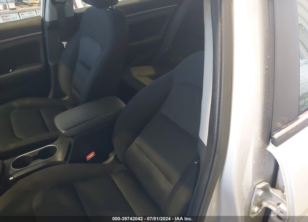 2018 HYUNDAI ELANTRA VALUE EDITION VIN: KMHD84LFXJU449306