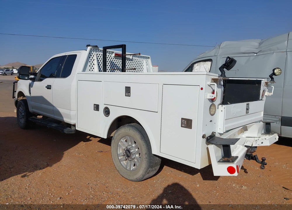 2019 FORD F-350 XLT VIN: 1FD7X3B65KEF58988
