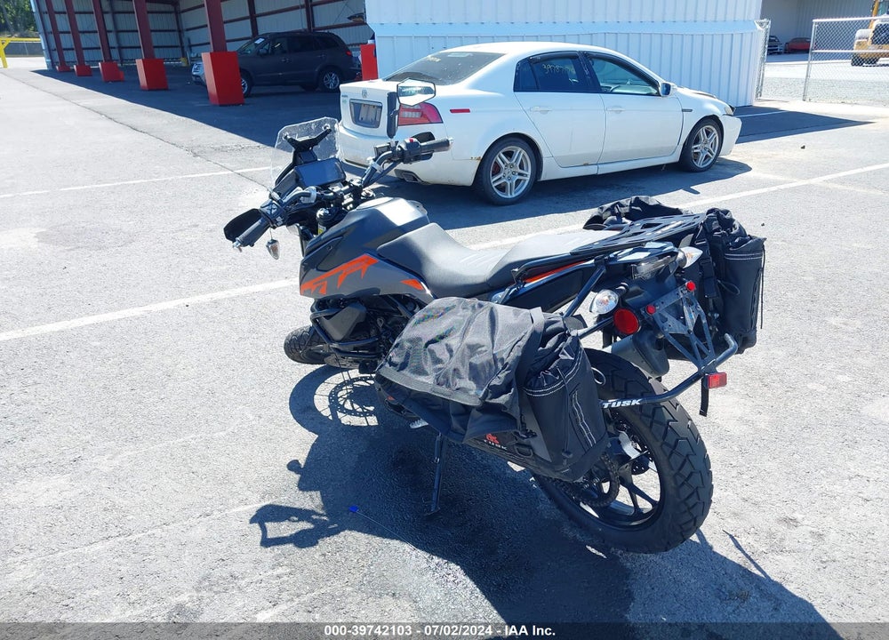2022 KTM 390 ADVENTURE VIN: MD2JGJ406NC243103