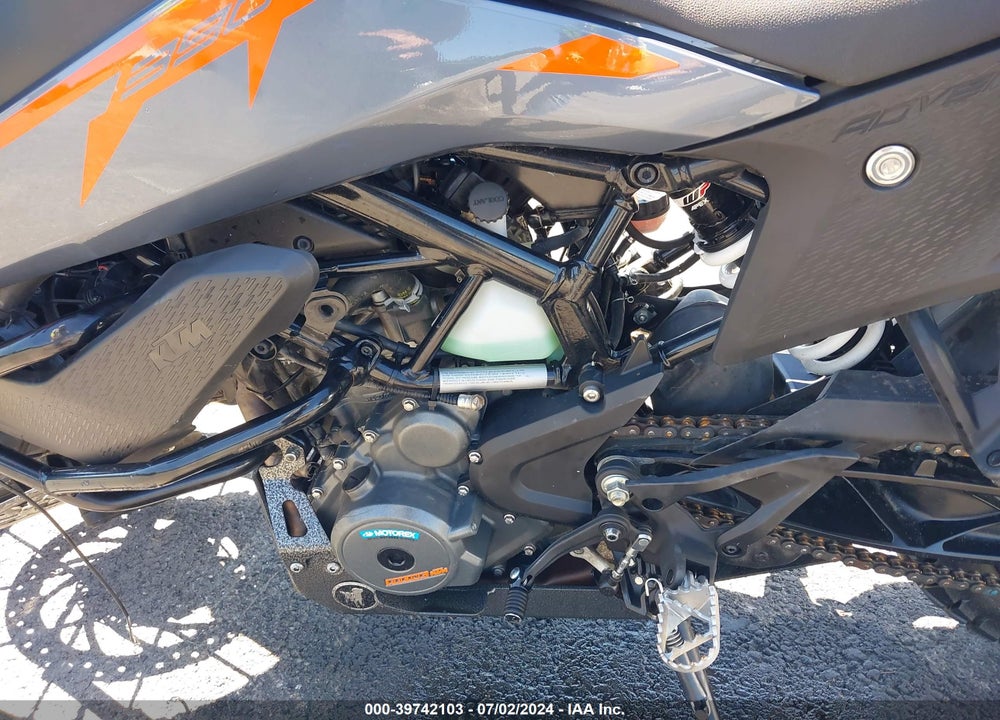 2022 KTM 390 ADVENTURE VIN: MD2JGJ406NC243103