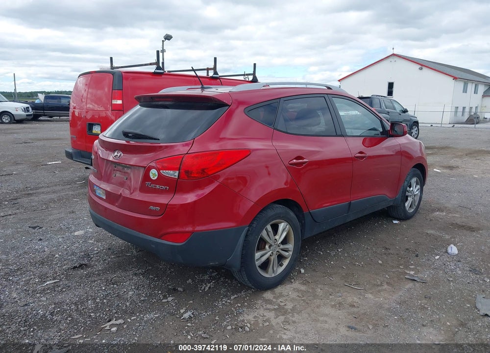 2011 HYUNDAI TUCSON GLS VIN: KM8JUCAC0BU240286