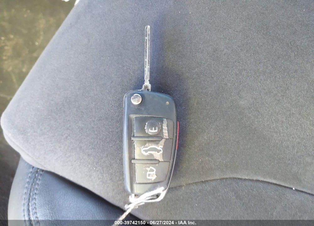 2012 AUDI TT 2.0T PREMIUM PLUS VIN: TRUBFAFKXC1001604
