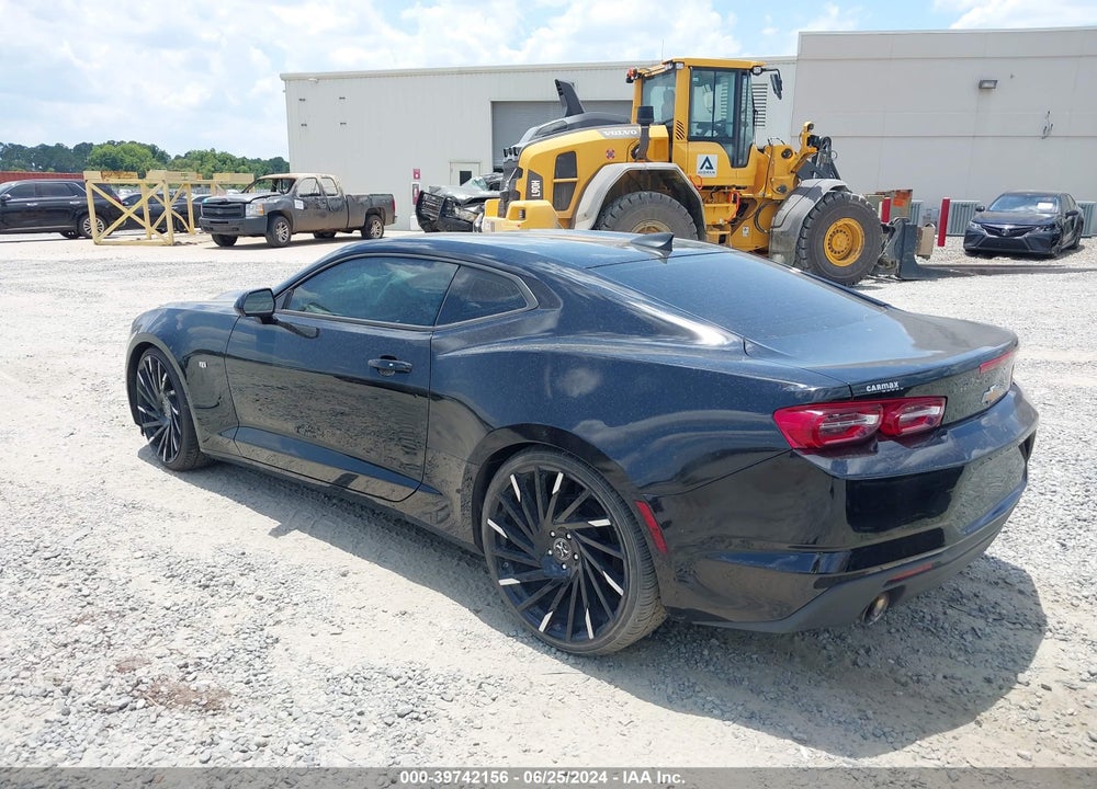 2019 CHEVROLET CAMARO 1LT VIN: 1G1FB1RS8K0111633