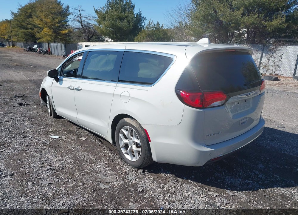 2017 CHRYSLER PACIFICA TOURING PLUS VIN: 2C4RC1BG8HR796013
