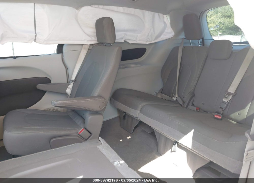 2017 CHRYSLER PACIFICA TOURING PLUS VIN: 2C4RC1BG8HR796013