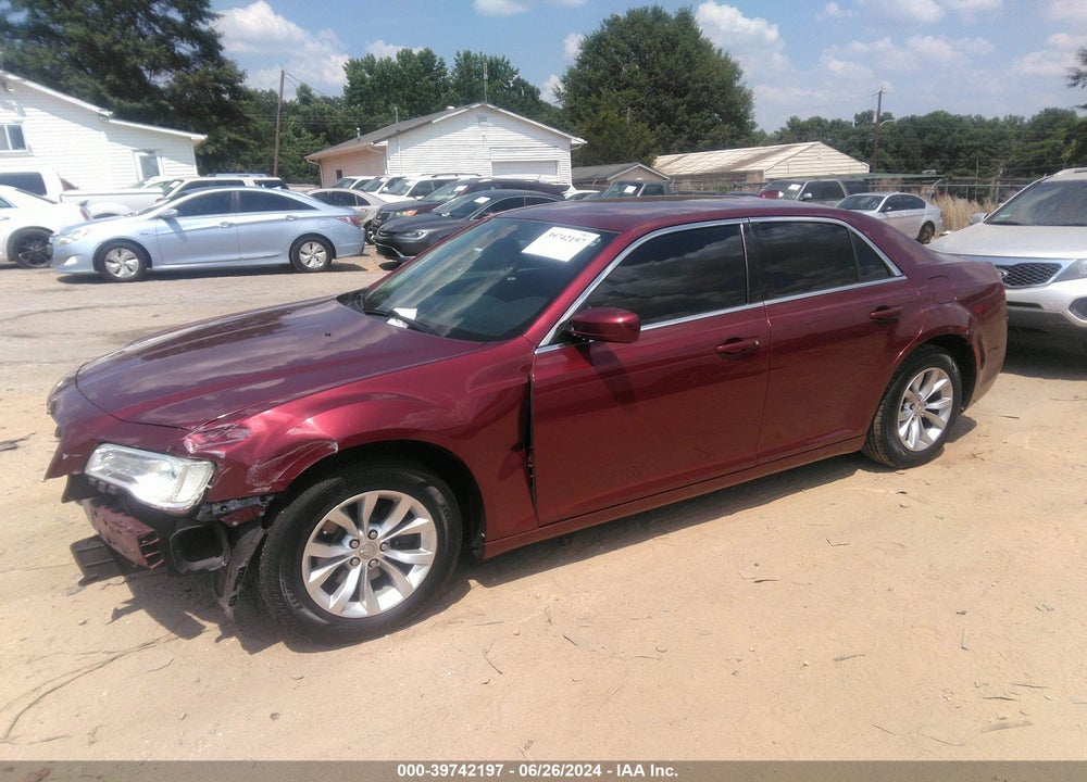 2015 CHRYSLER 300 LIMITED VIN: 2C3CCAAGXFH882373