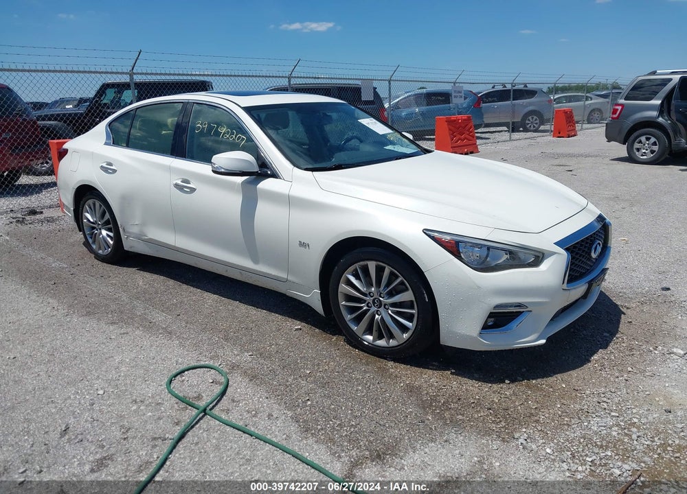 2019 INFINITI Q50 3.0T LUXE VIN: JN1EV7AR3KM591355