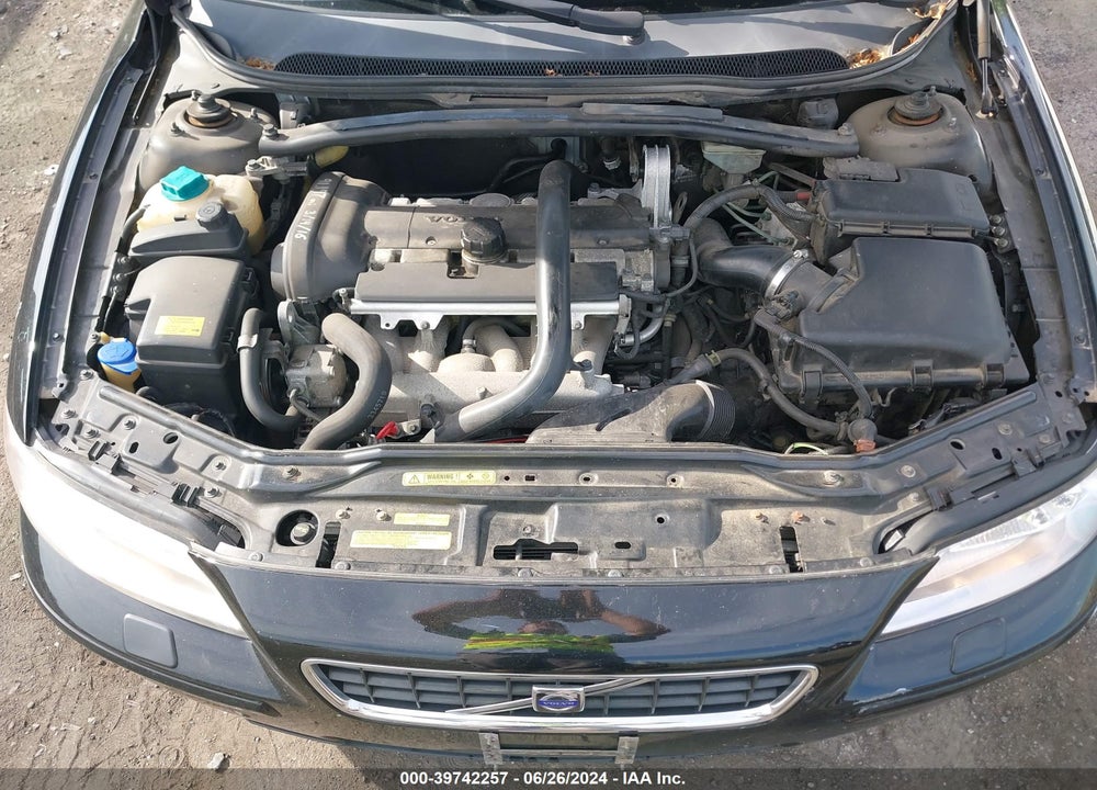 2006 VOLVO S60 2.5T VIN: YV1RS592262556305