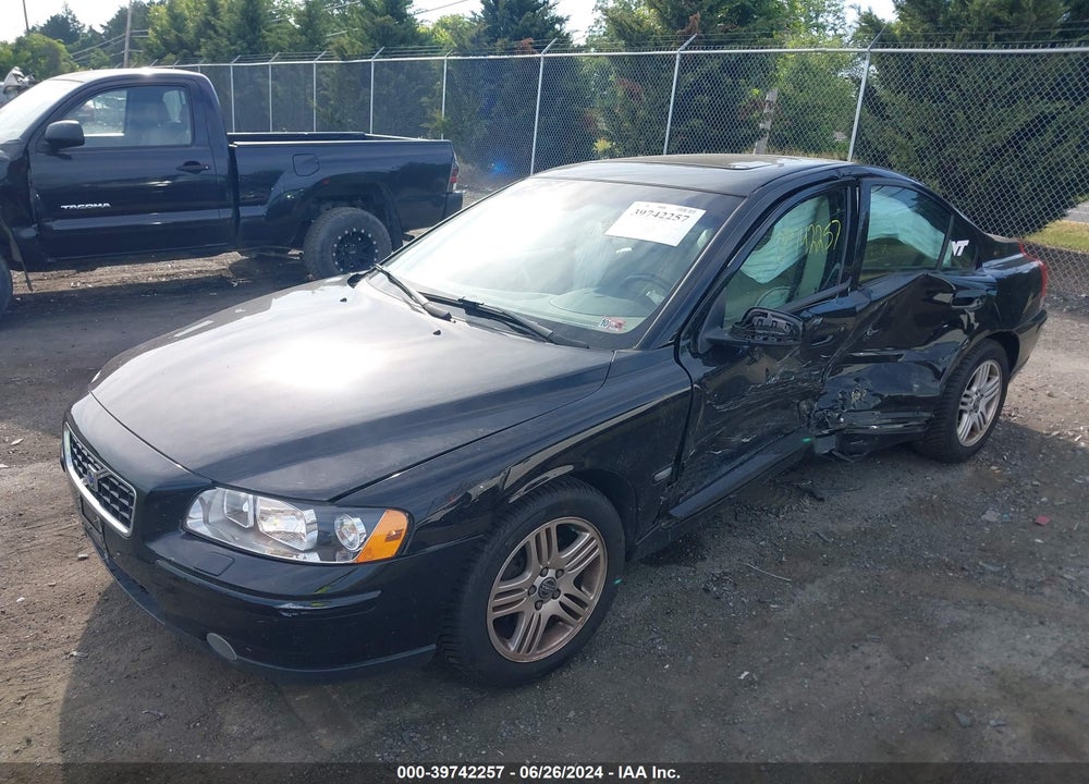 2006 VOLVO S60 2.5T VIN: YV1RS592262556305