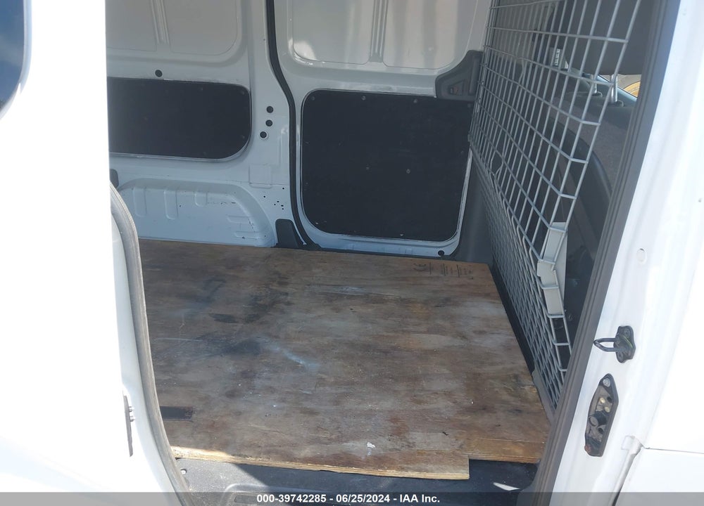 2015 NISSAN NV200 SV VIN: 3N6CM0KN5FK715137
