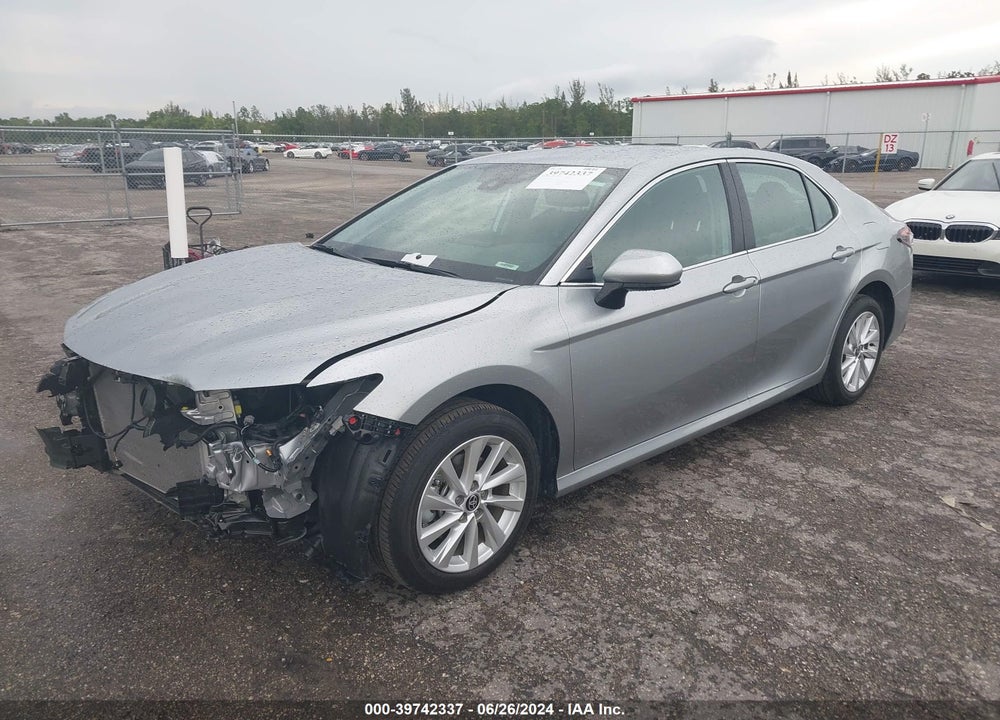 2024 TOYOTA CAMRY LE VIN: 4T1C11AK8RU867017