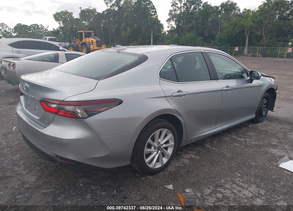 2024 TOYOTA CAMRY LE VIN: 4T1C11AK8RU867017