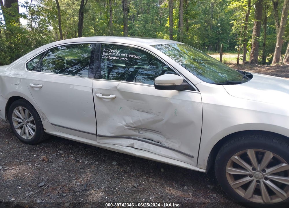 2013 VOLKSWAGEN PASSAT 2.5L SEL VIN: 1VWCP7A38DC013719