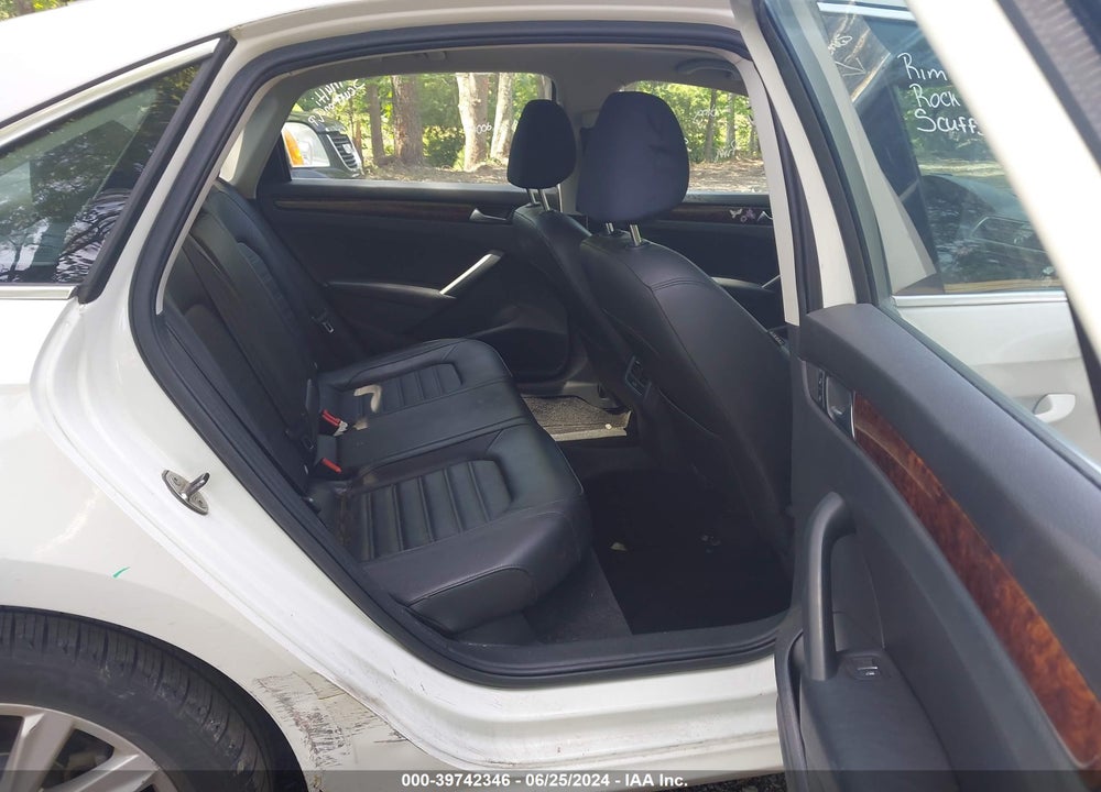 2013 VOLKSWAGEN PASSAT 2.5L SEL VIN: 1VWCP7A38DC013719