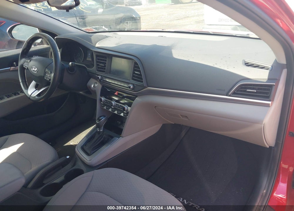 2020 HYUNDAI ELANTRA VALUE EDITION VIN: 5NPD84LF9LH613968