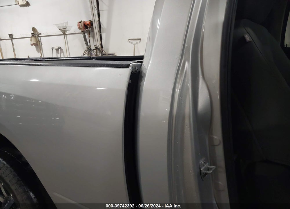 2014 RAM 1500 VIN: 3C6JR7AT7EG264418
