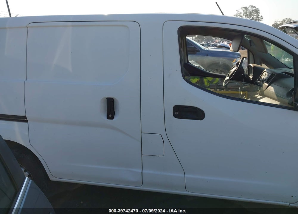 2015 NISSAN NV200 S VIN: 3N6CM0KN9FK701533