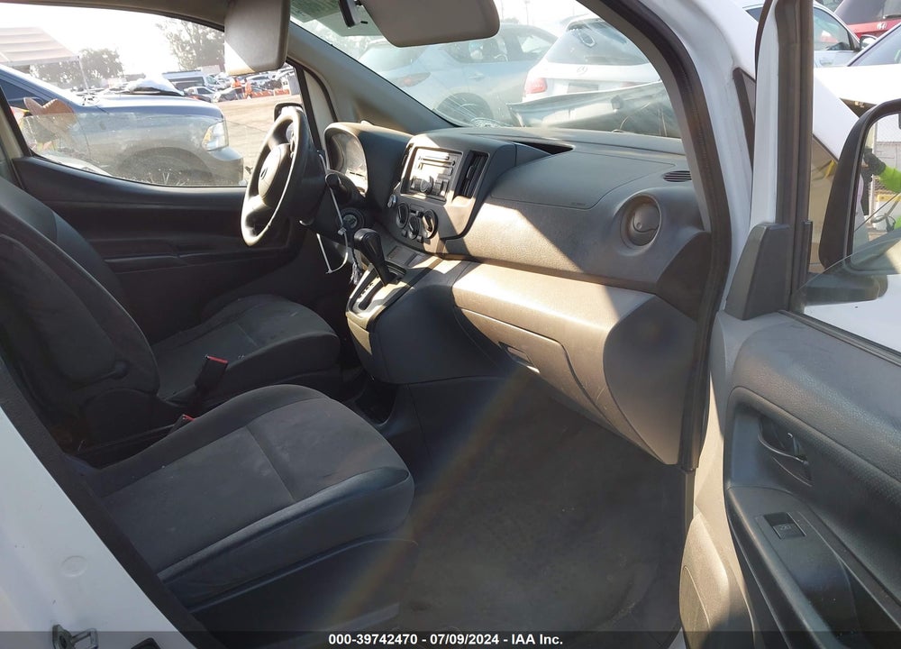 2015 NISSAN NV200 S VIN: 3N6CM0KN9FK701533