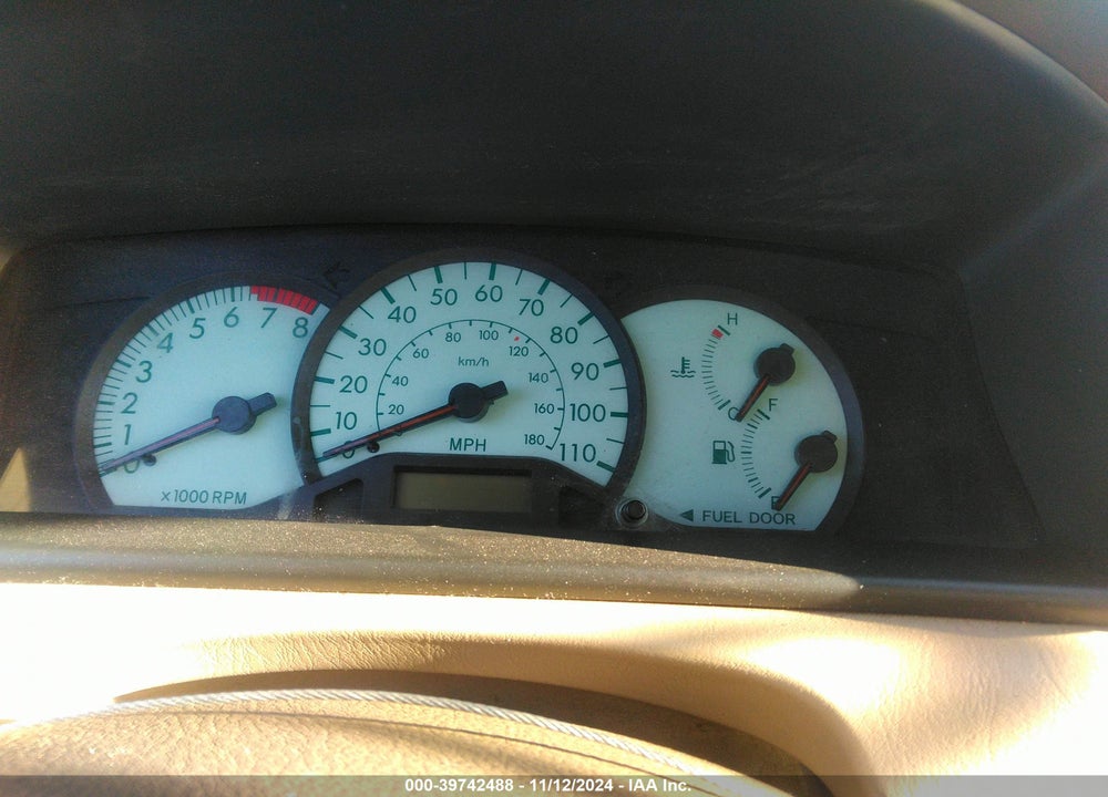 2003 TOYOTA COROLLA LE VIN: 2T1BR32E53C009277