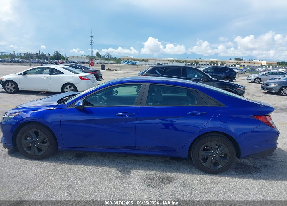 2023 HYUNDAI ELANTRA SEL VIN: KMHLM4AG5PU429010