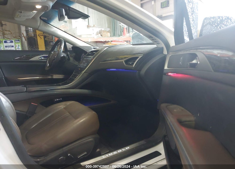 2013 LINCOLN MKZ VIN: 3LN6L2J92DR827574