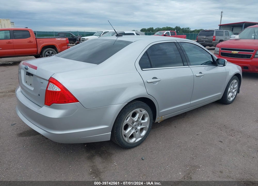 2010 FORD FUSION SE VIN: 3FAHP0HA3AR127392