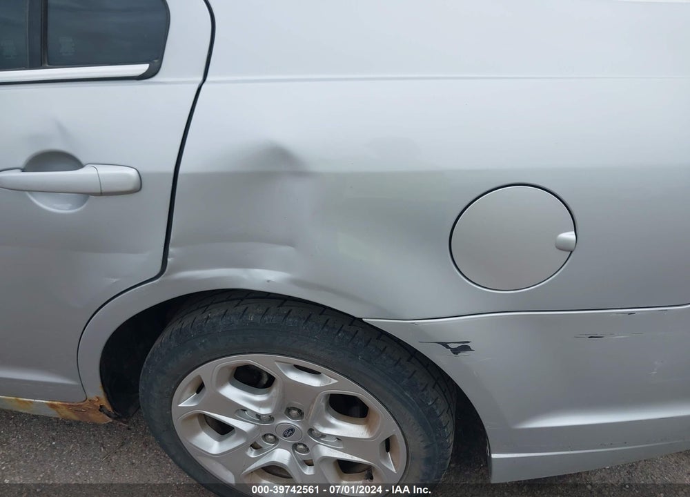 2010 FORD FUSION SE VIN: 3FAHP0HA3AR127392