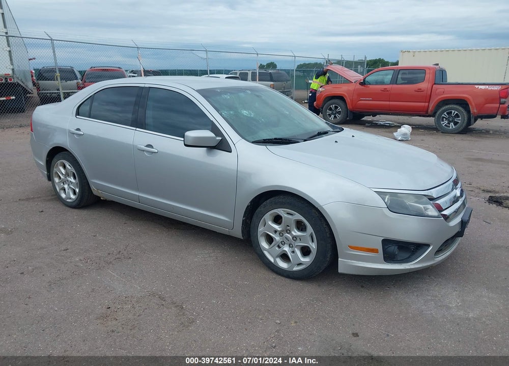 2010 FORD FUSION SE VIN: 3FAHP0HA3AR127392
