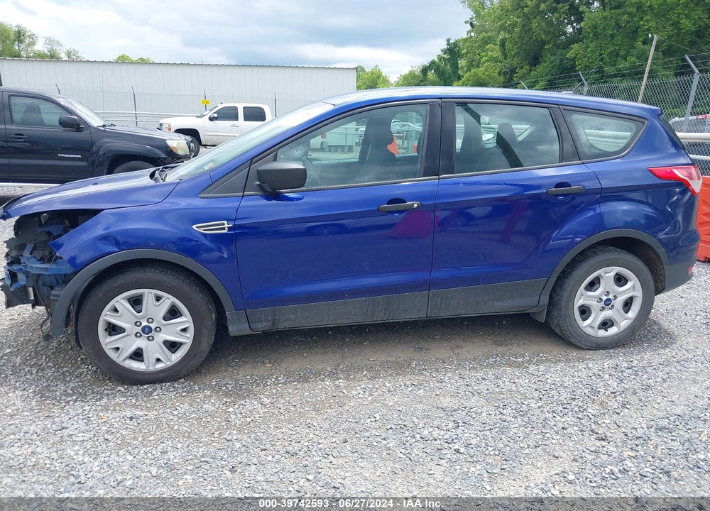 2015 FORD ESCAPE S VIN: 1FMCU0F75FUC41149