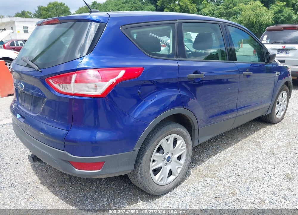 2015 FORD ESCAPE S VIN: 1FMCU0F75FUC41149