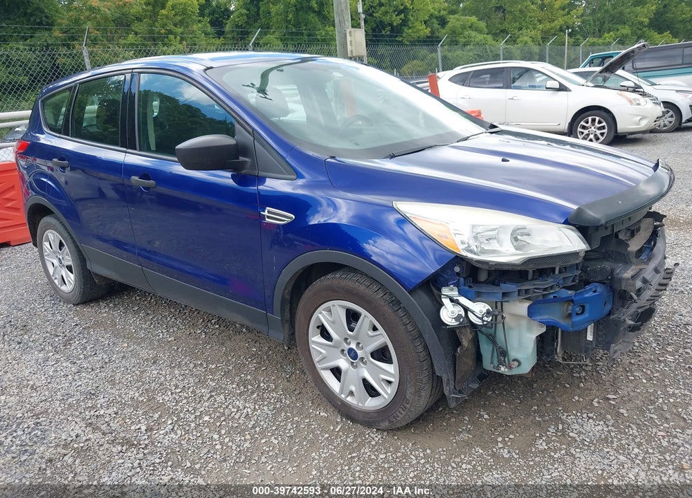 2015 FORD ESCAPE S VIN: 1FMCU0F75FUC41149