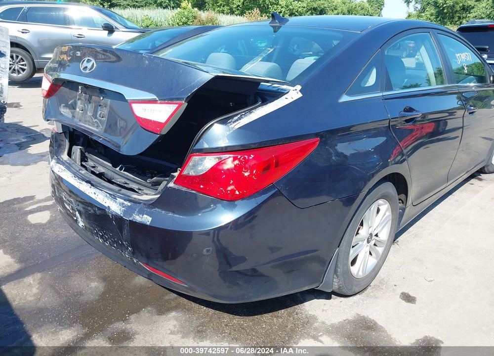 2011 HYUNDAI SONATA GLS VIN: 5NPEB4AC0BH283618