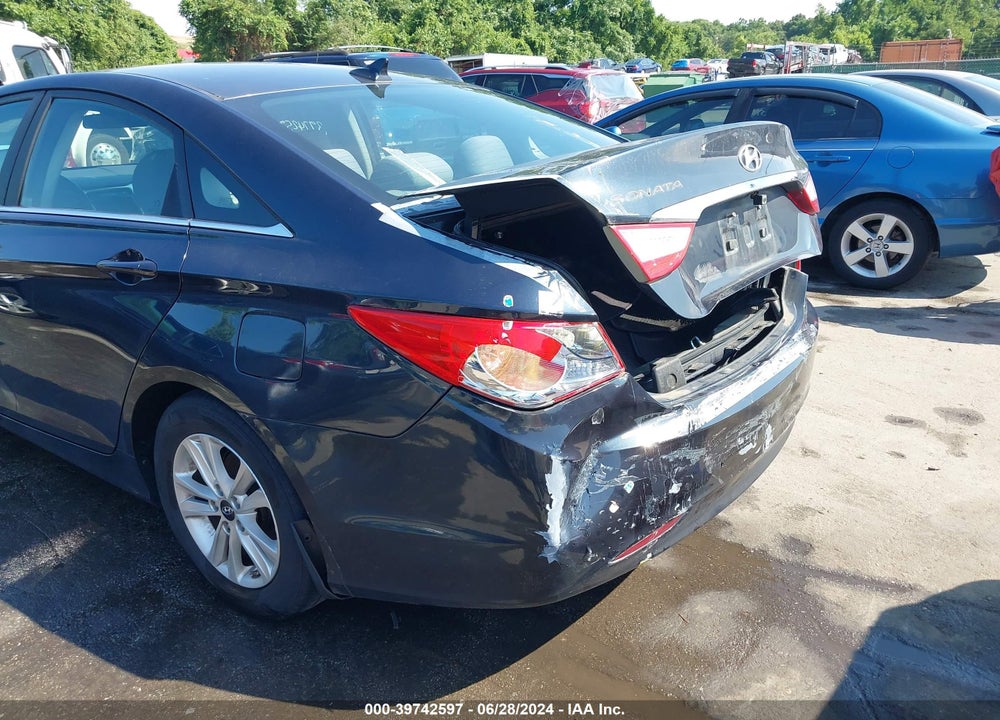 2011 HYUNDAI SONATA GLS VIN: 5NPEB4AC0BH283618