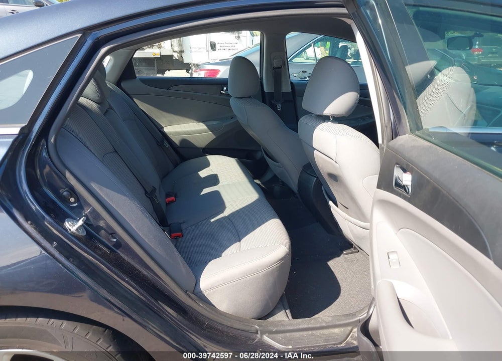 2011 HYUNDAI SONATA GLS VIN: 5NPEB4AC0BH283618