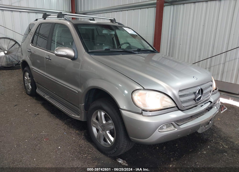 2005 MERCEDES-BENZ ML 350 4MATIC VIN: 4JGAB57E35A539108
