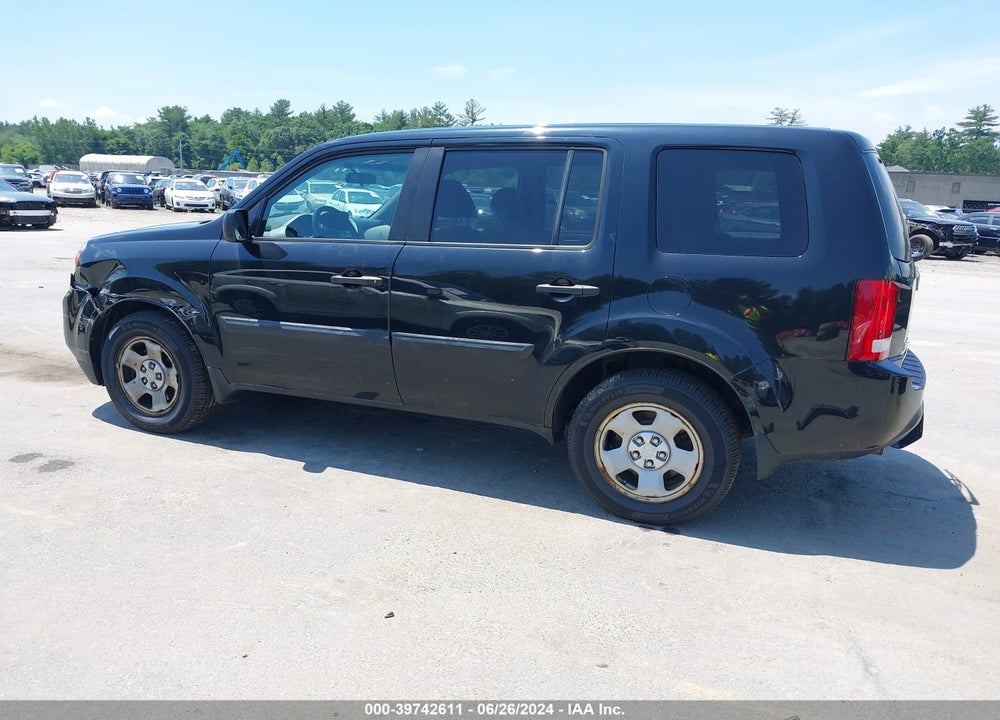 2014 HONDA PILOT LX VIN: 5FNYF4H22EB029992
