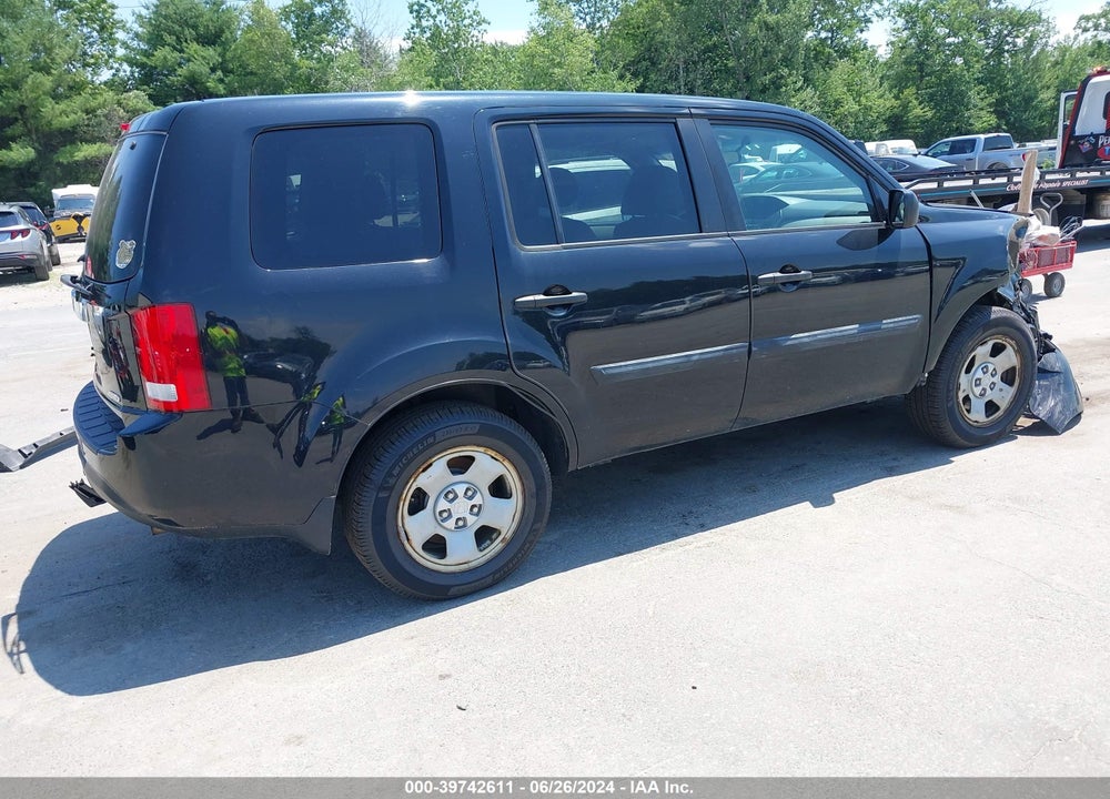 2014 HONDA PILOT LX VIN: 5FNYF4H22EB029992
