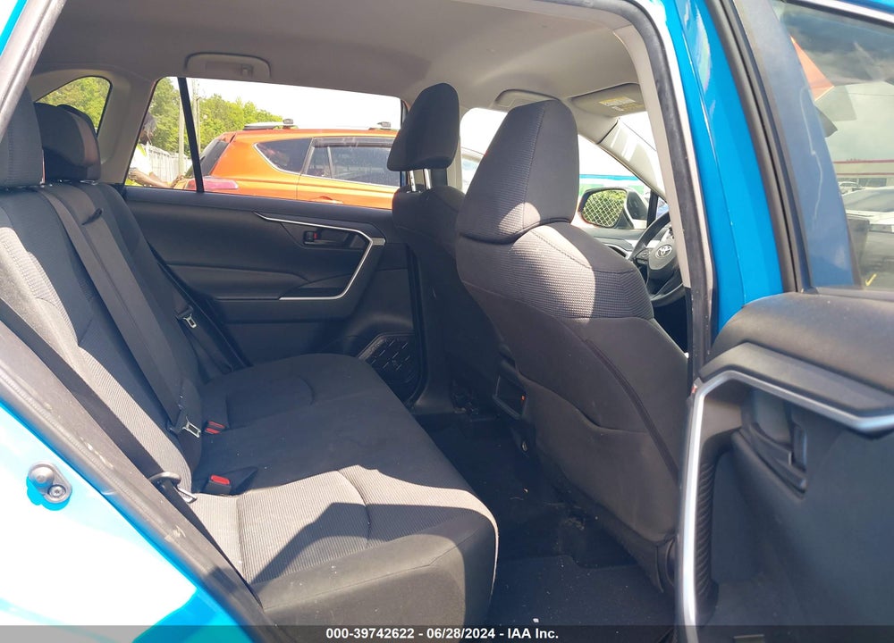 2019 TOYOTA RAV4 LE VIN: JTMH1RFV7KD002184