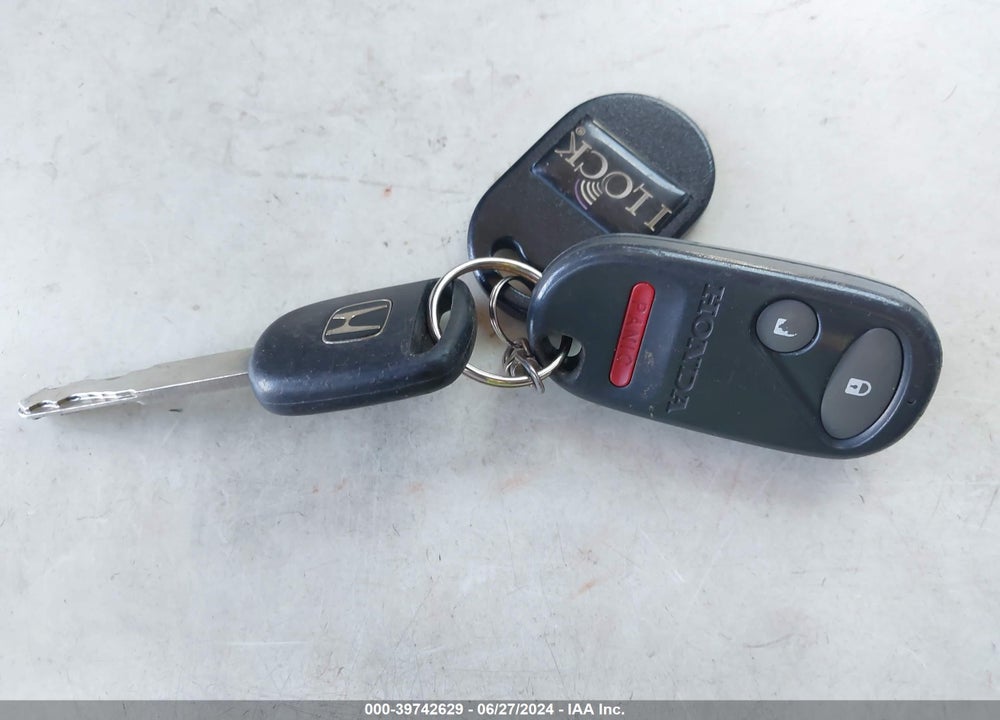 2011 HONDA ELEMENT EX VIN: 5J6YH2H72BL005852