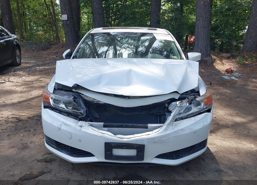 2013 ACURA ILX 2.0L VIN: 19VDE1F36DE021547